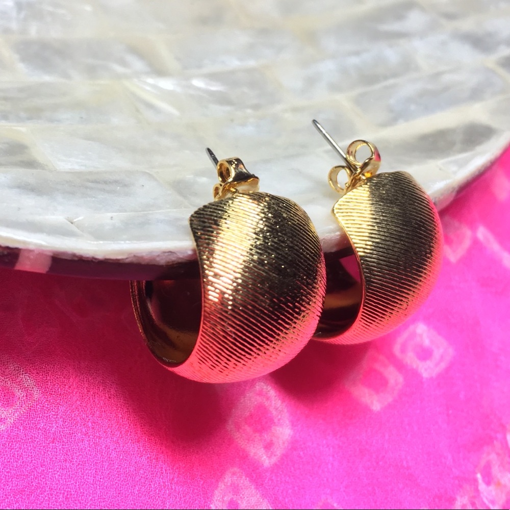 NIB Avon Vintage satin ribbons chunky hoops